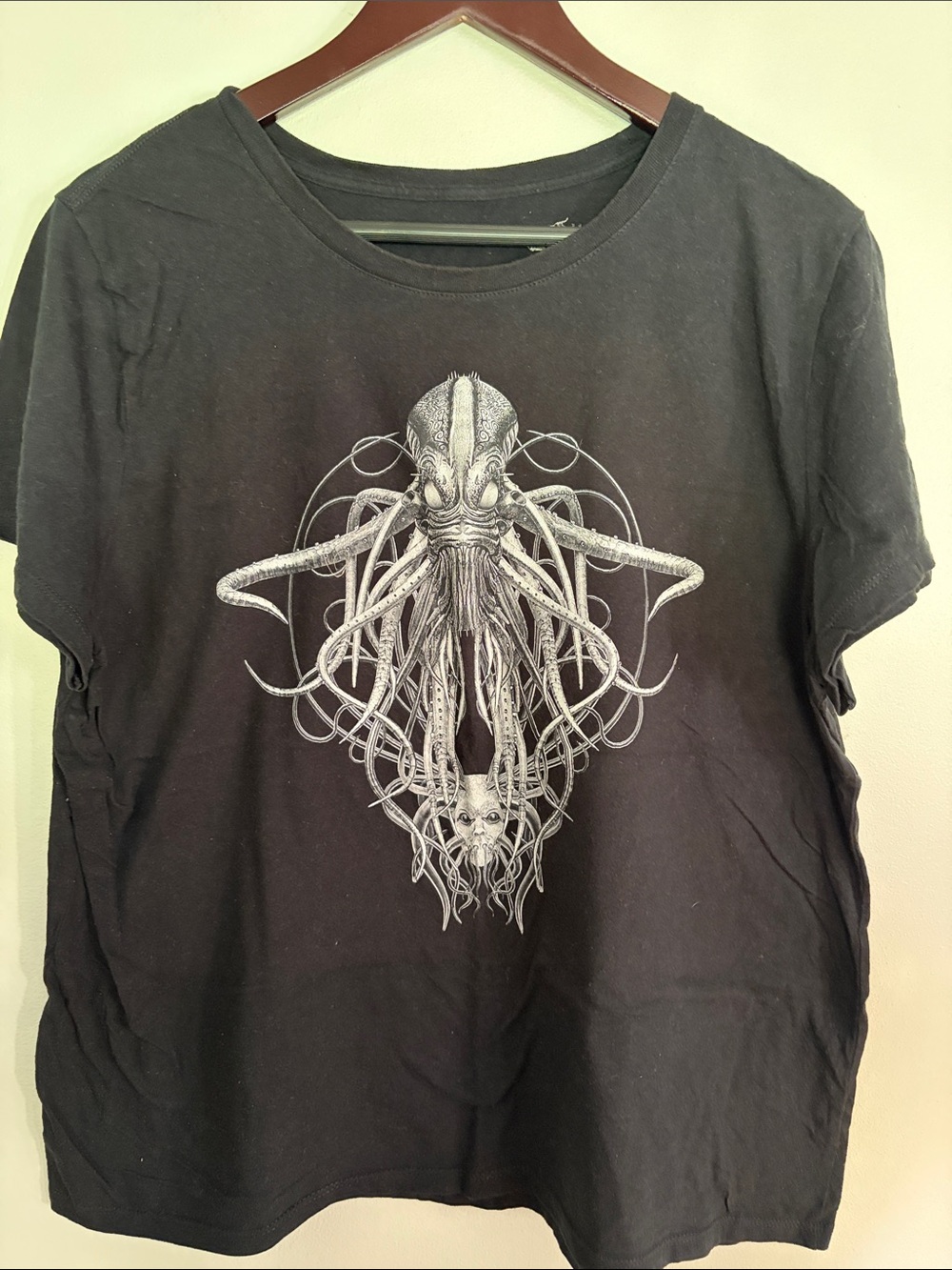 Black Graphic Chutulu Tee - Women's Casual Top XL